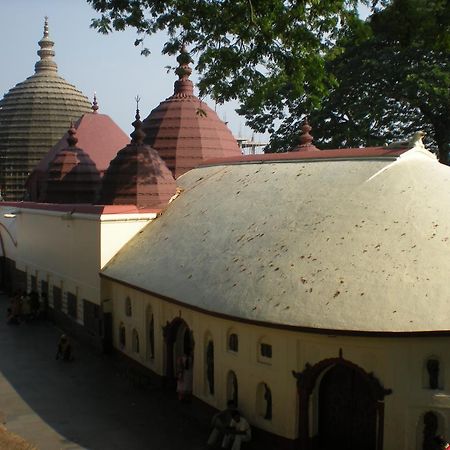 Ashirwad Homestay 구와하티 외부 사진